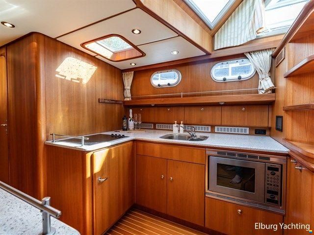 Sturier 480 AC - Vast Stuurhuis