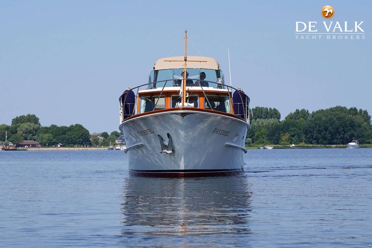Feadship Van Lent