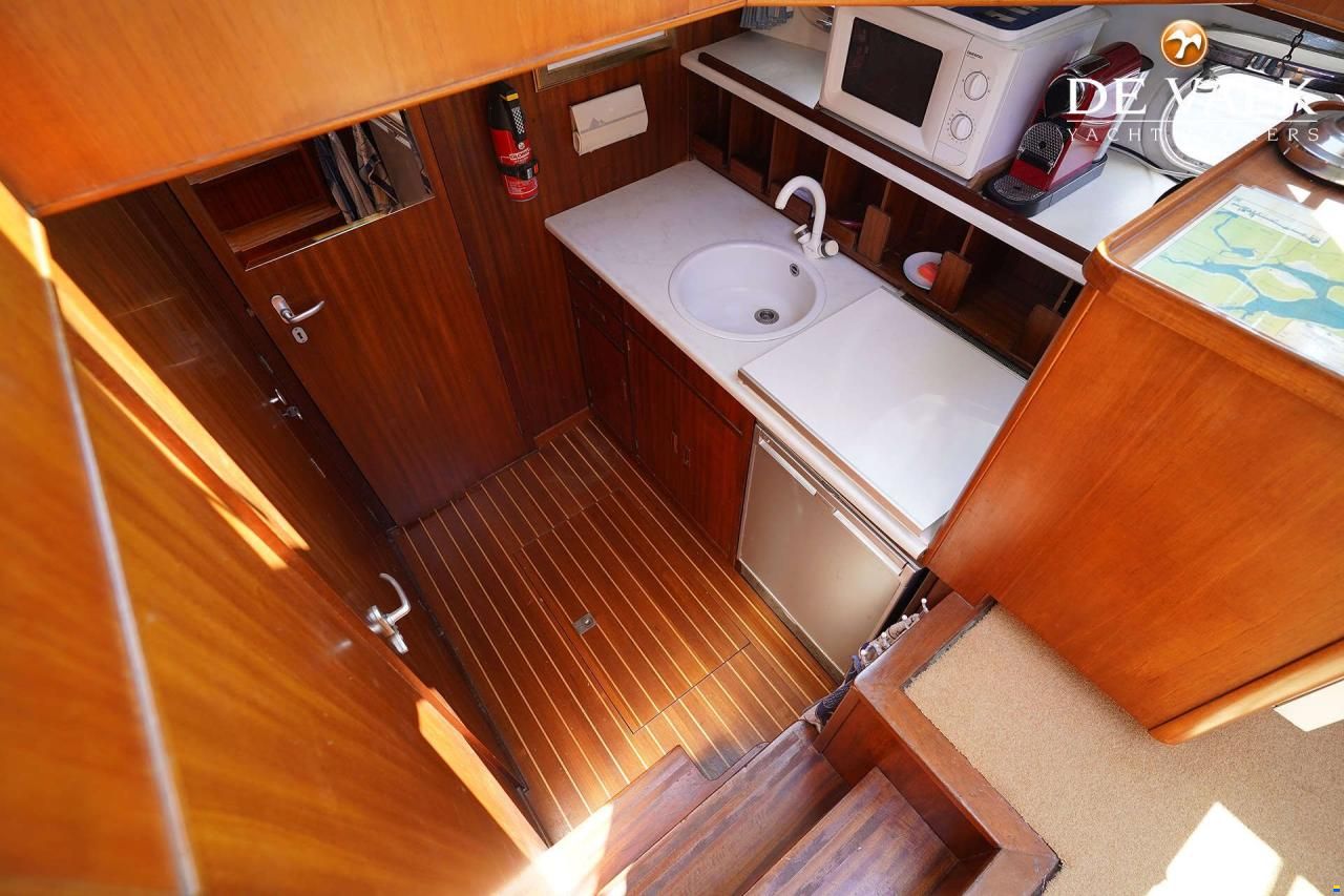Feadship Van Lent
