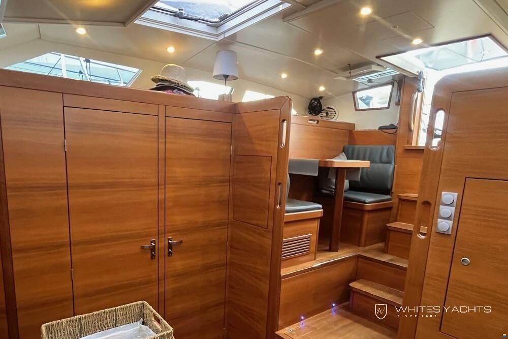 B60 Pilot House