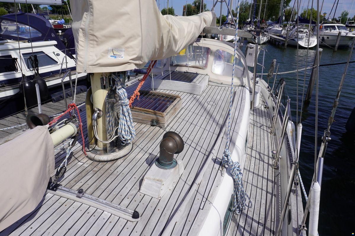 Westwind 35