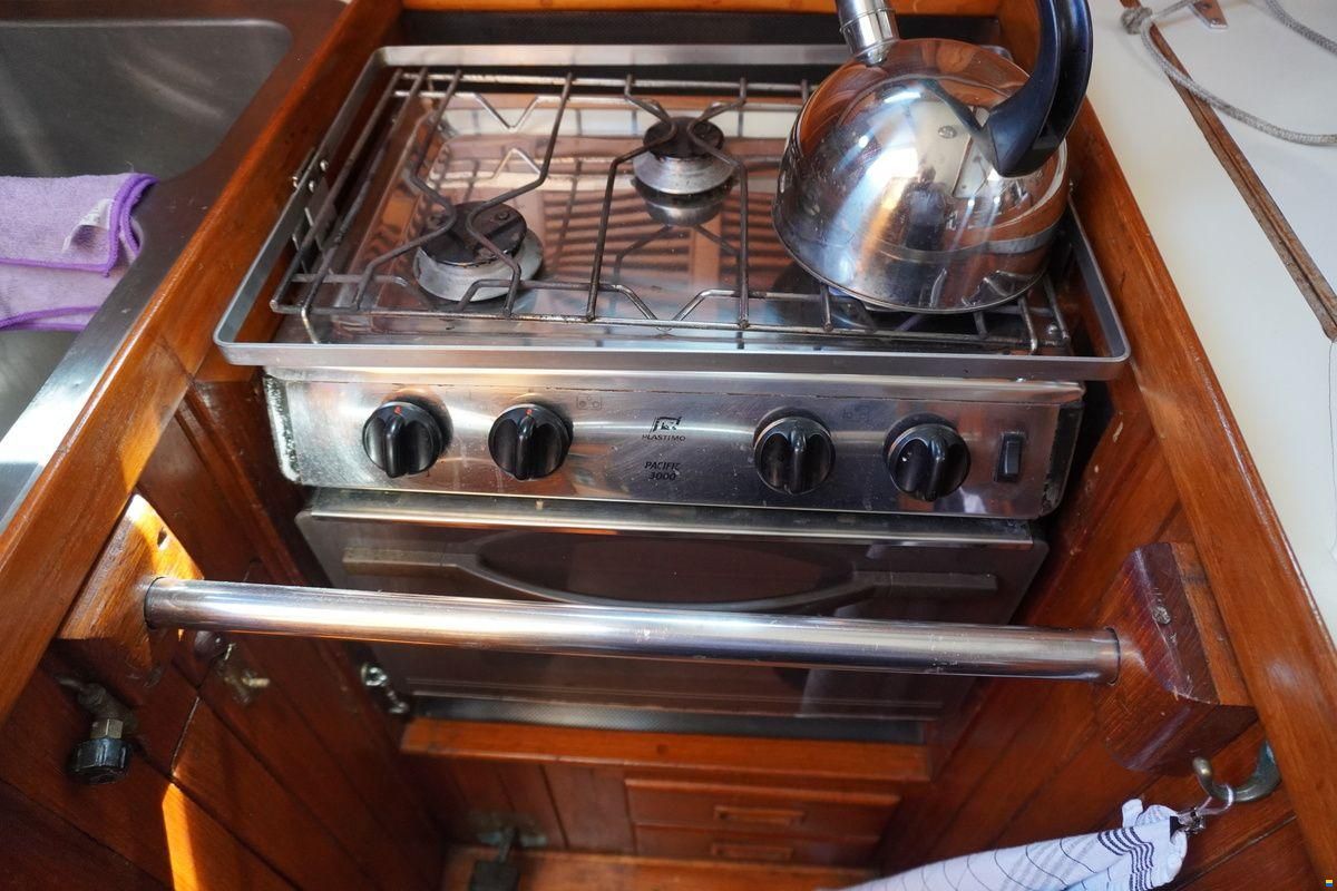 Westwind 35