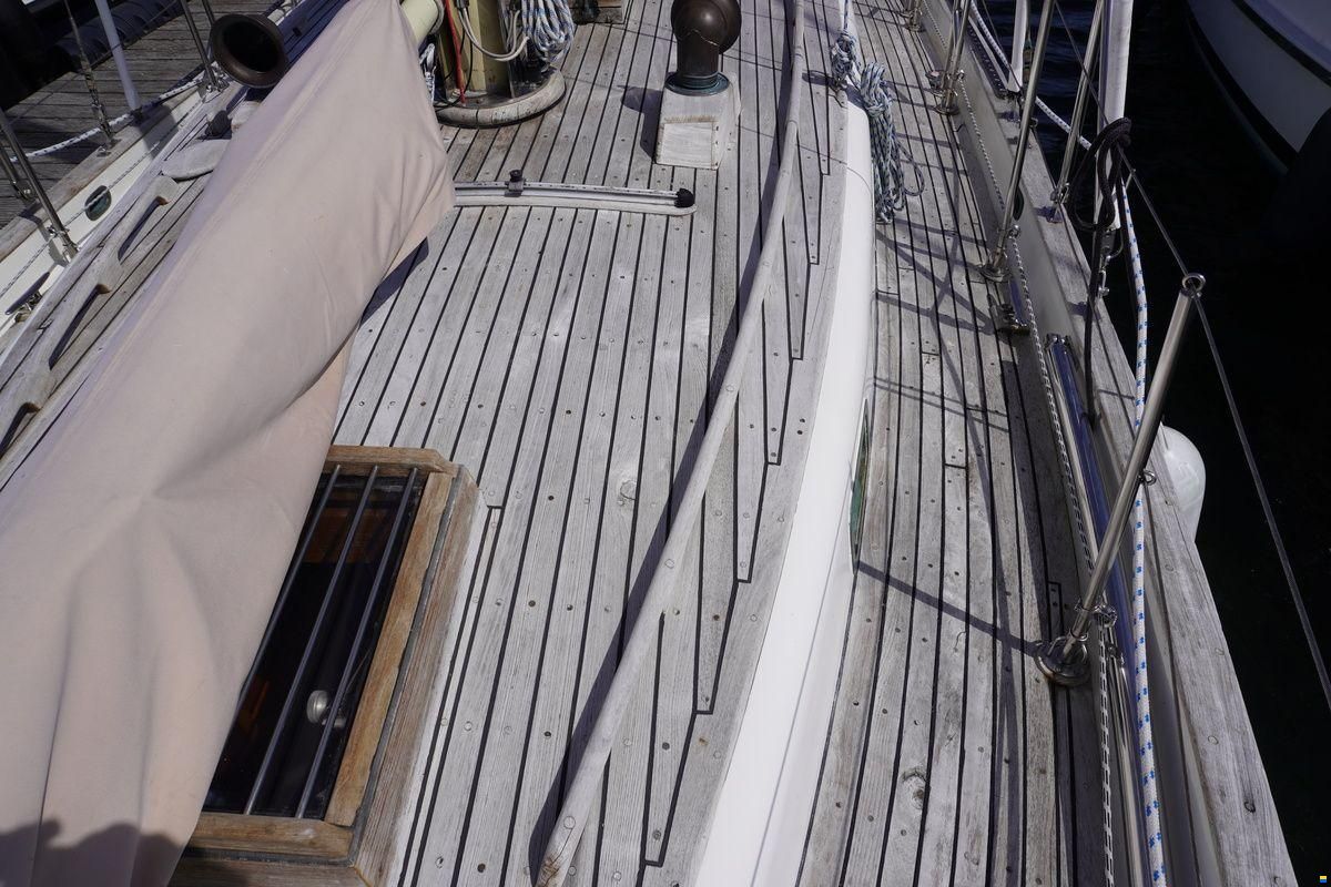 Westwind 35