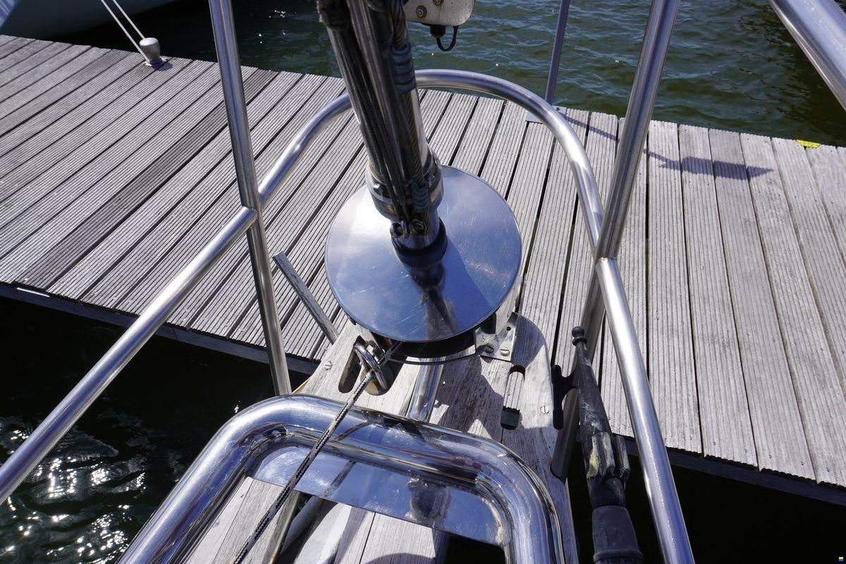 Westwind 35