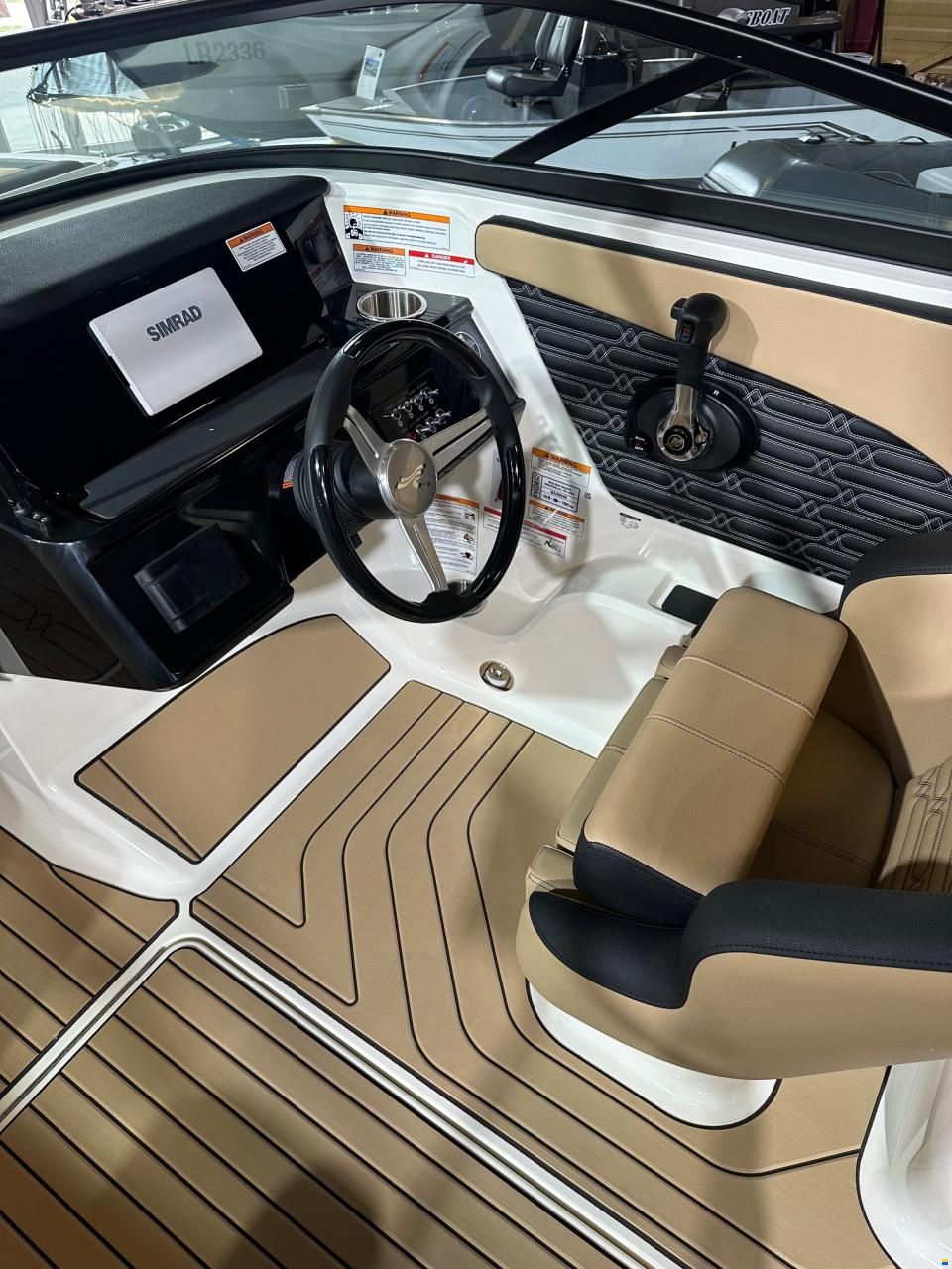 Sea Ray SPX 210 New model
