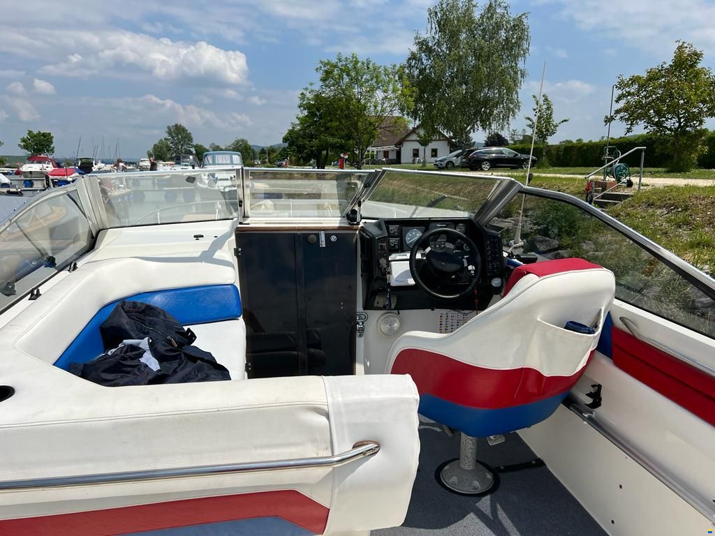 Bayliner 2155