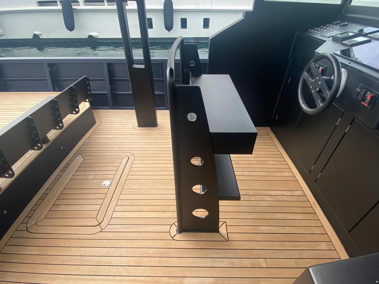 Figli di Guarisco Giovanni M/Y 12M AA WJ