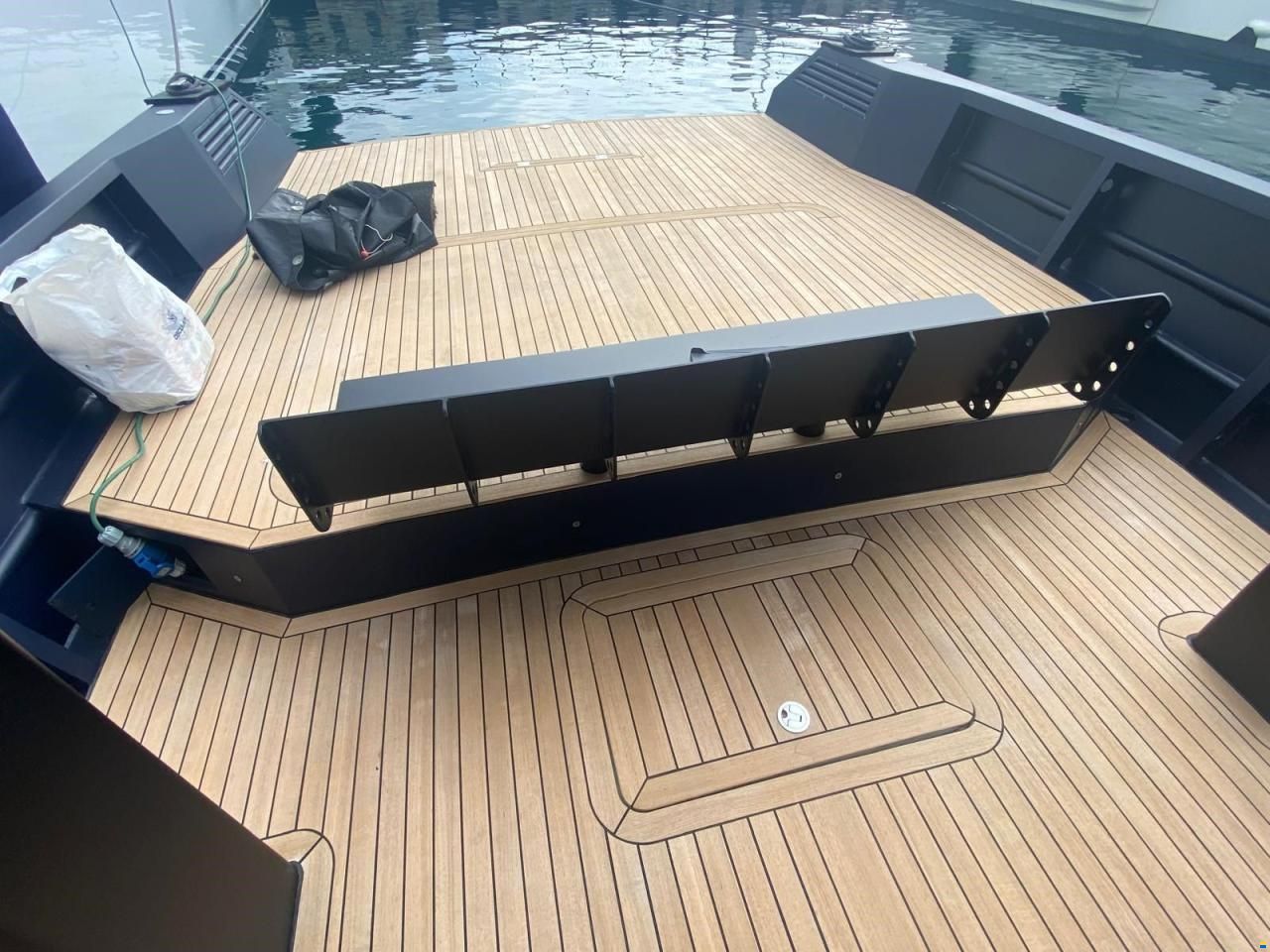 Figli di Guarisco Giovanni M/Y 12M AA WJ
