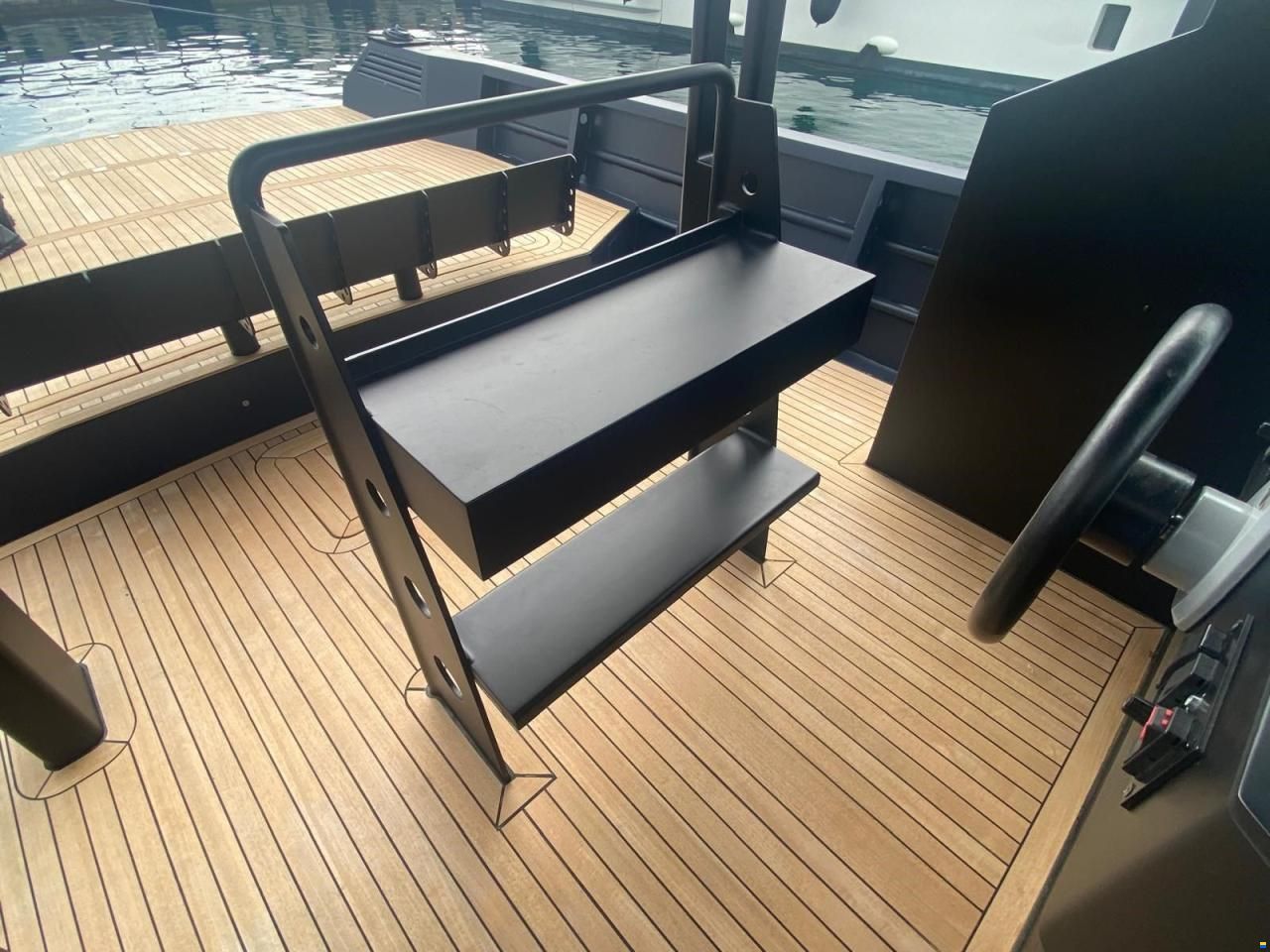 Figli di Guarisco Giovanni M/Y 12M AA WJ