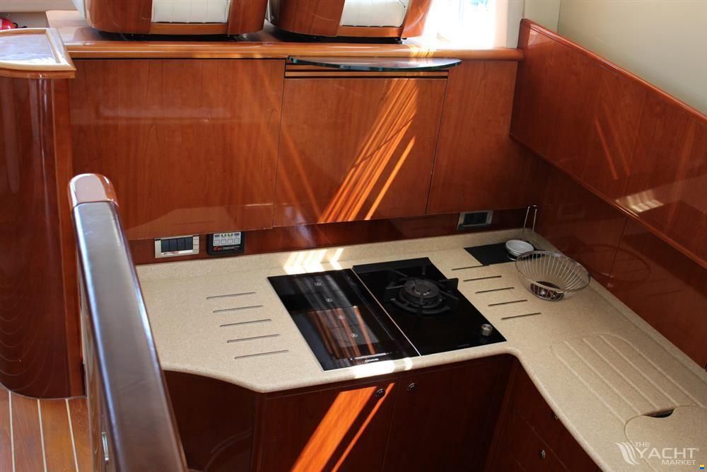 Princess 61