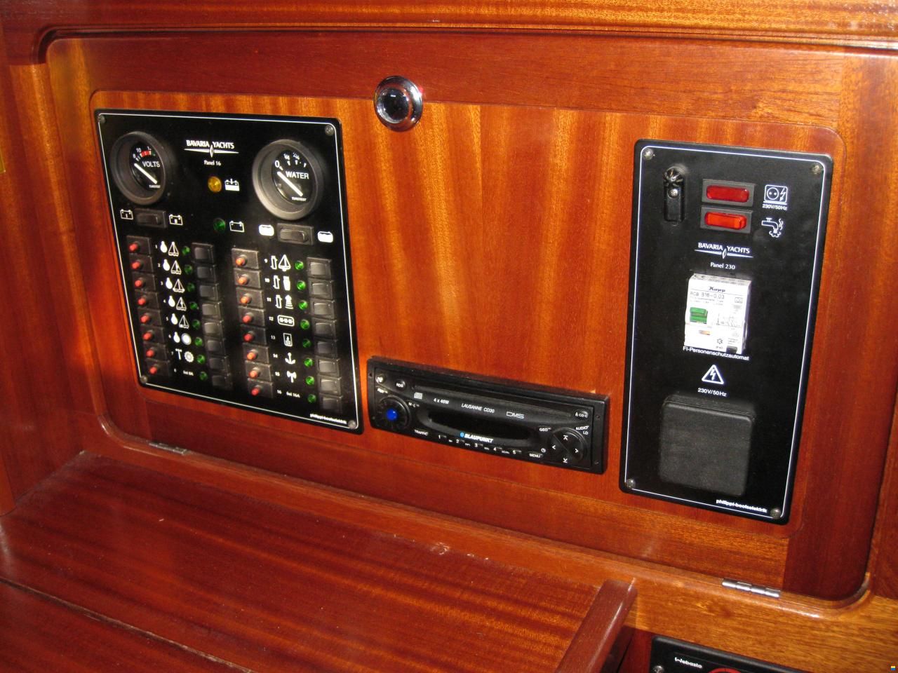 Bavaria 37 S