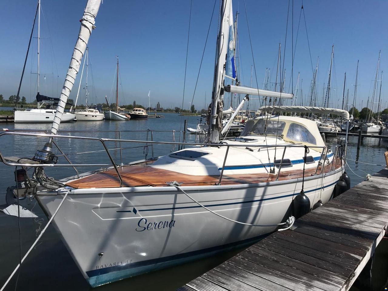 Bavaria 37 S