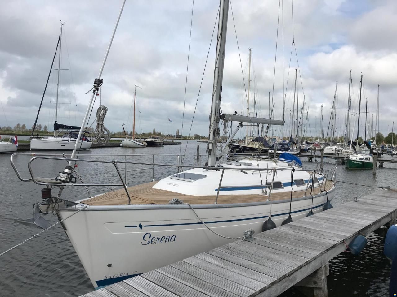 Bavaria 37 S