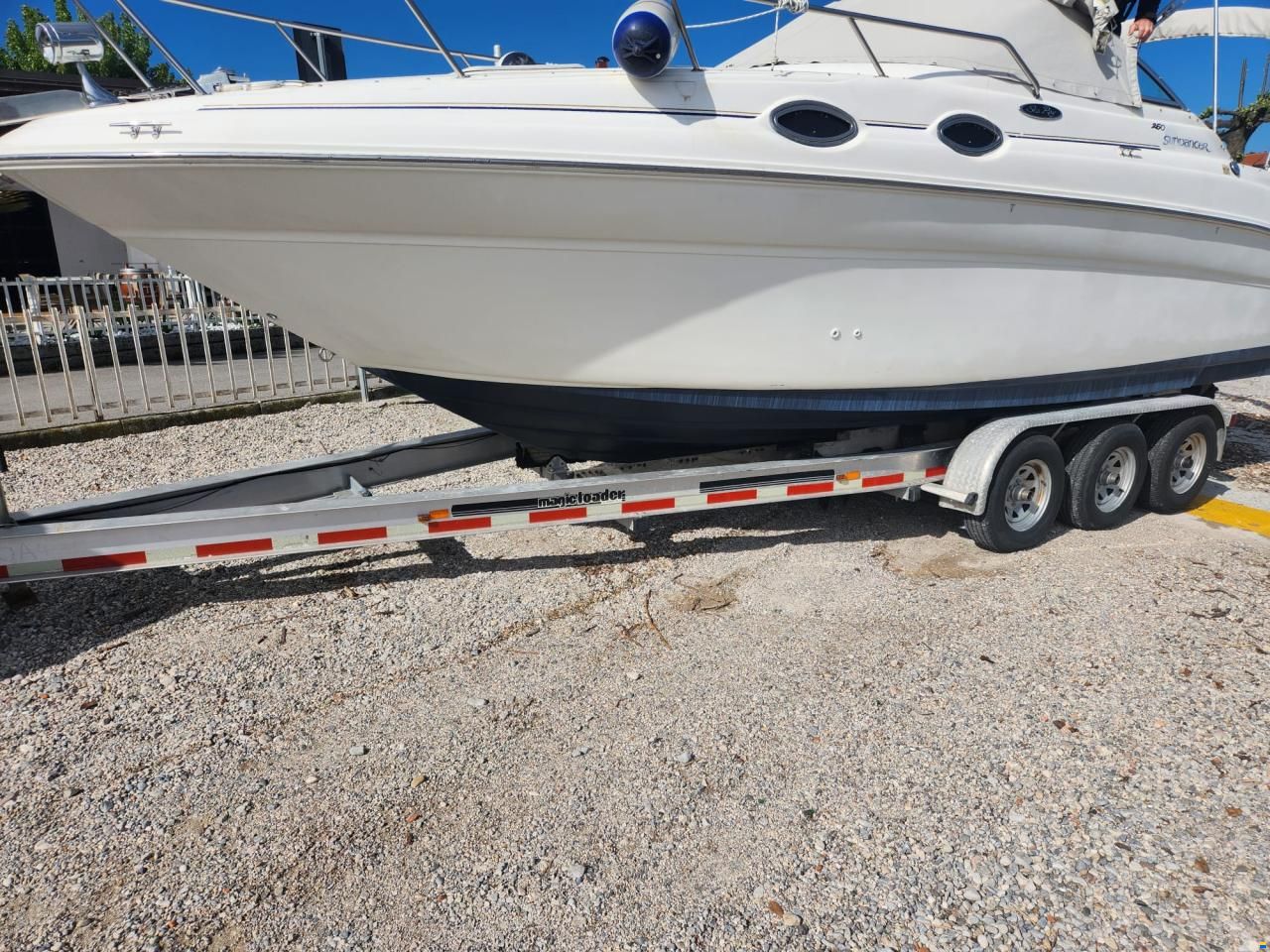 Sea Ray Sundancer 260