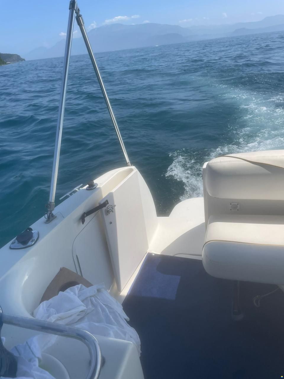 Sea Ray Sundancer 260