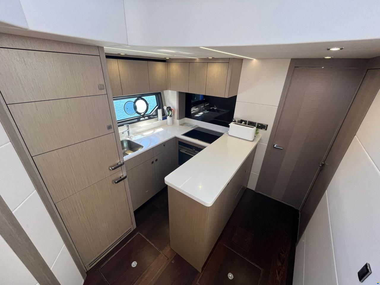 Sunseeker Predator 50