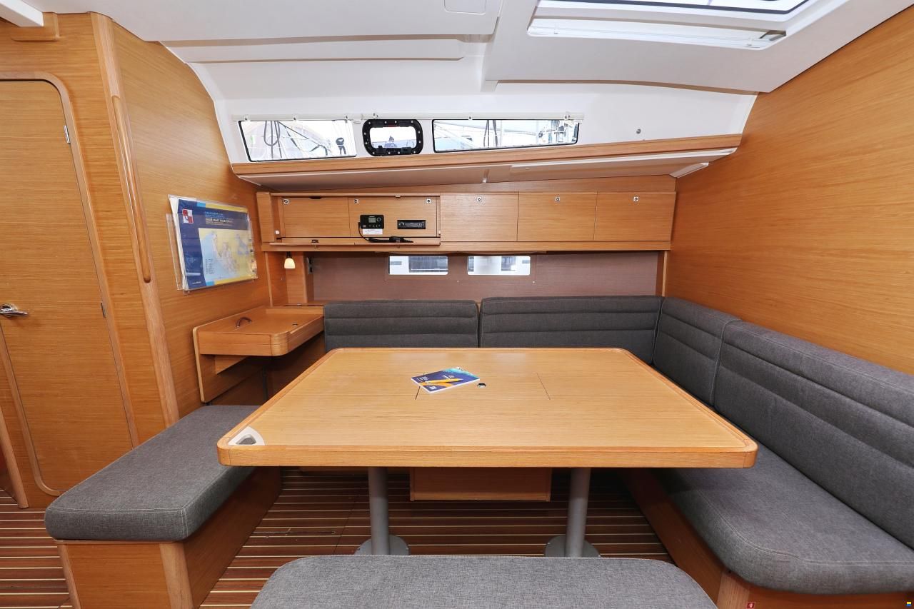 Dufour 460GL