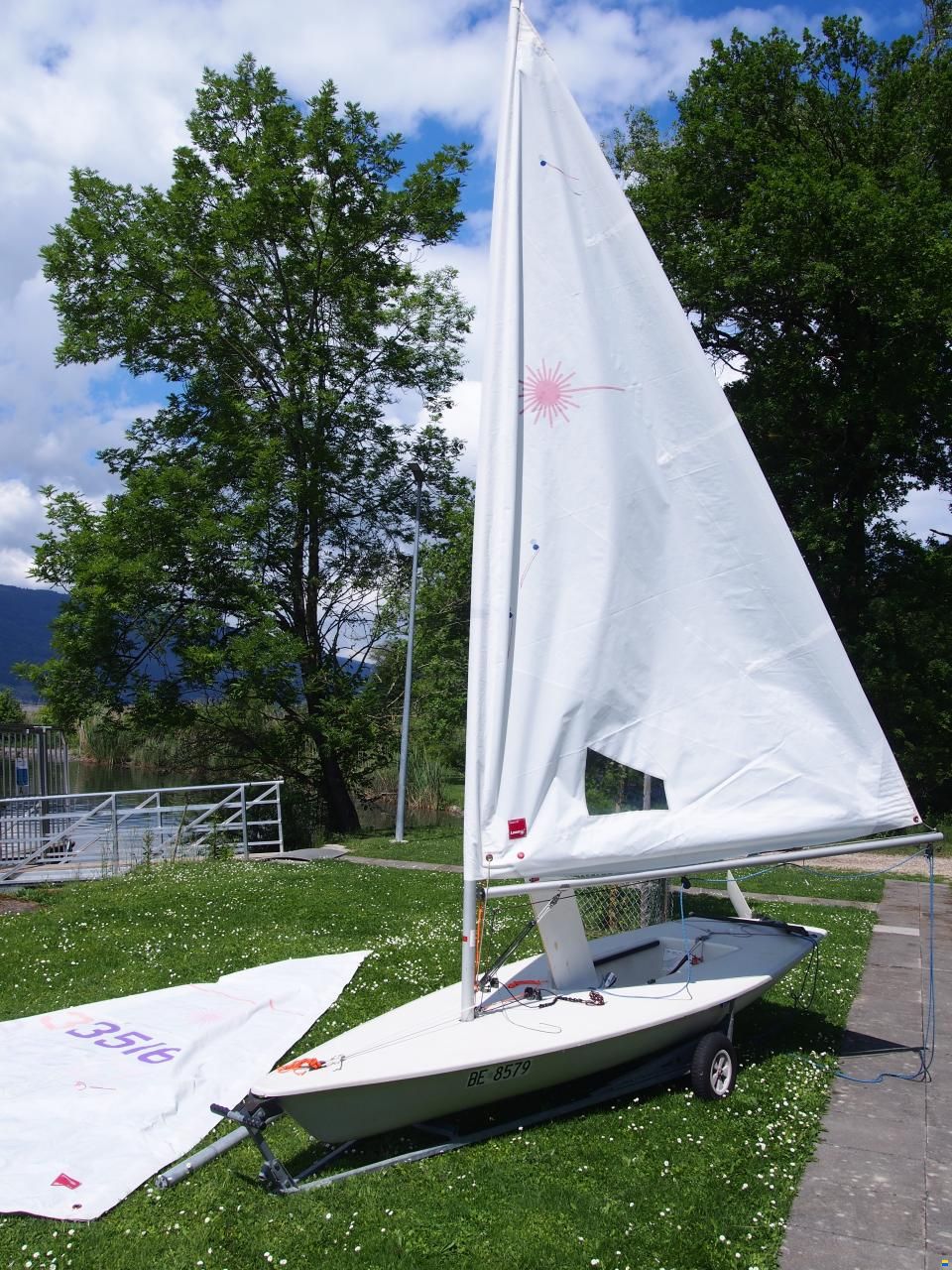 Laser Standard / Radial