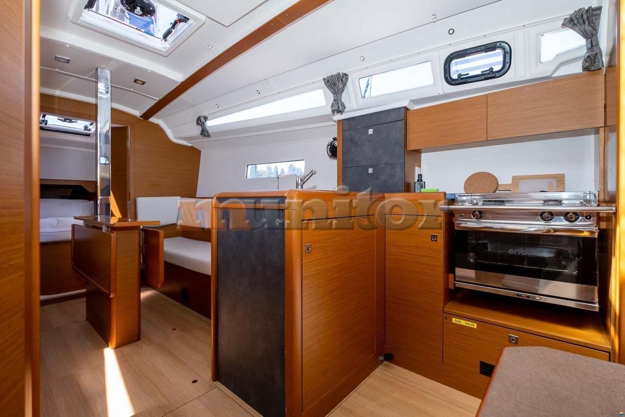 Jeanneau Sun Odyssey 349