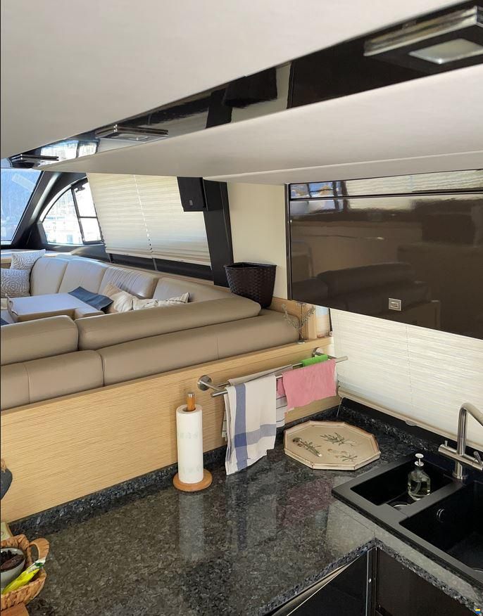 PR Marine 62 Fly Hardtop