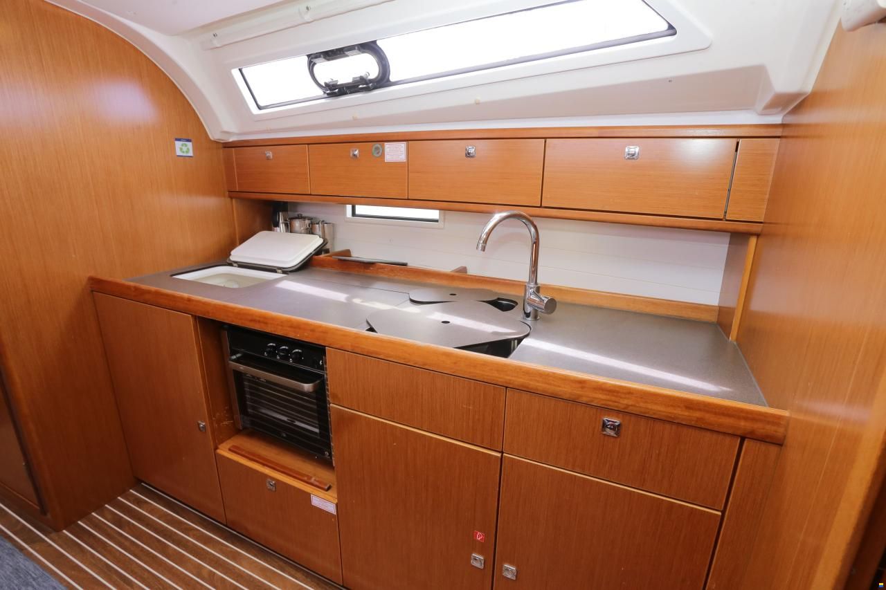 Bavaria Cruiser 41