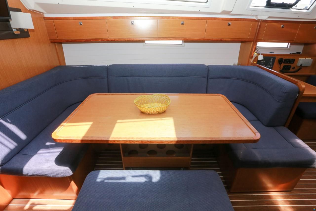 Bavaria Cruiser 41