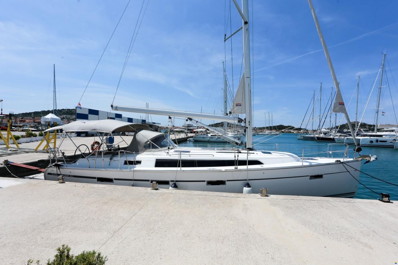 Bavaria Cruiser 41