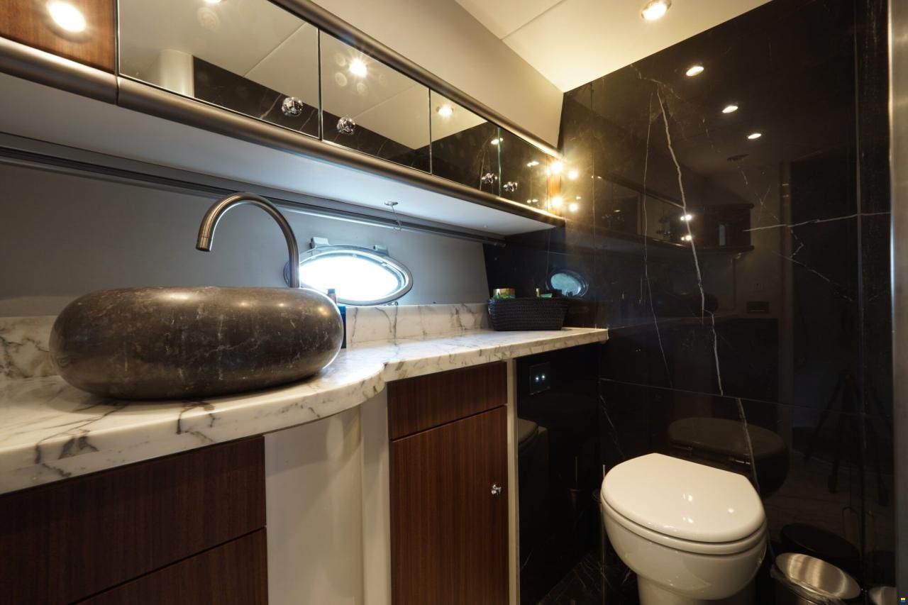 Sunseeker 62 Manhattan