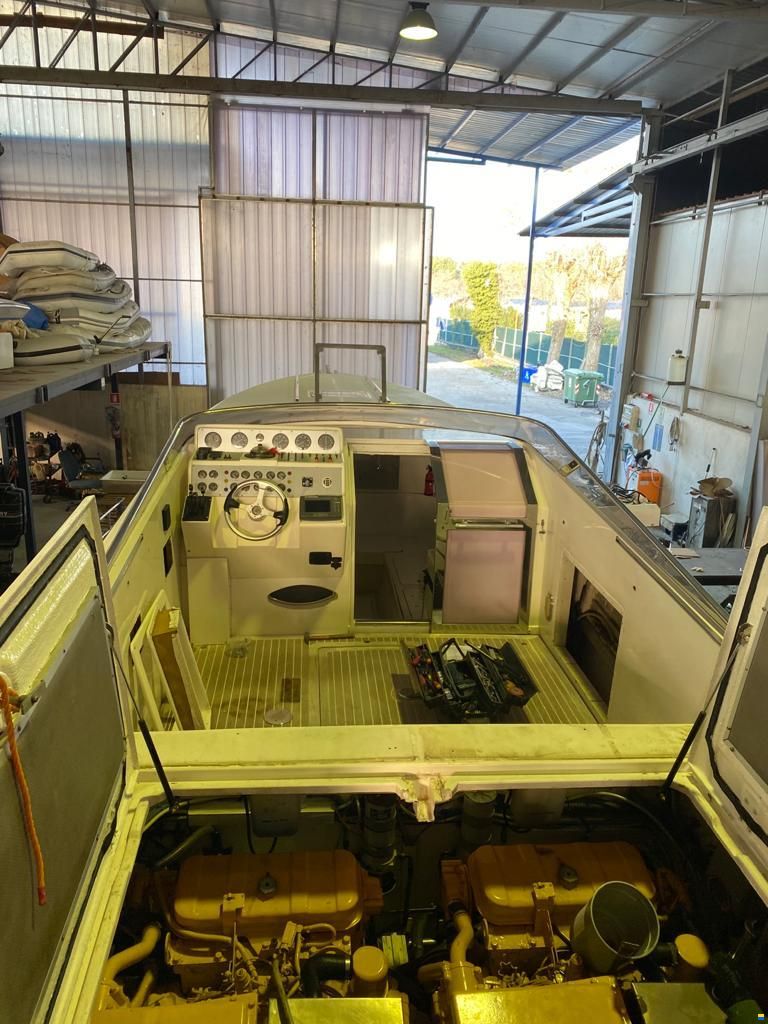Benetti Couger 40