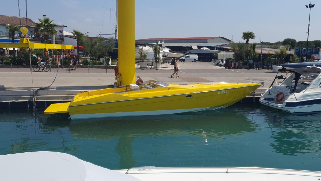 Benetti Couger 40