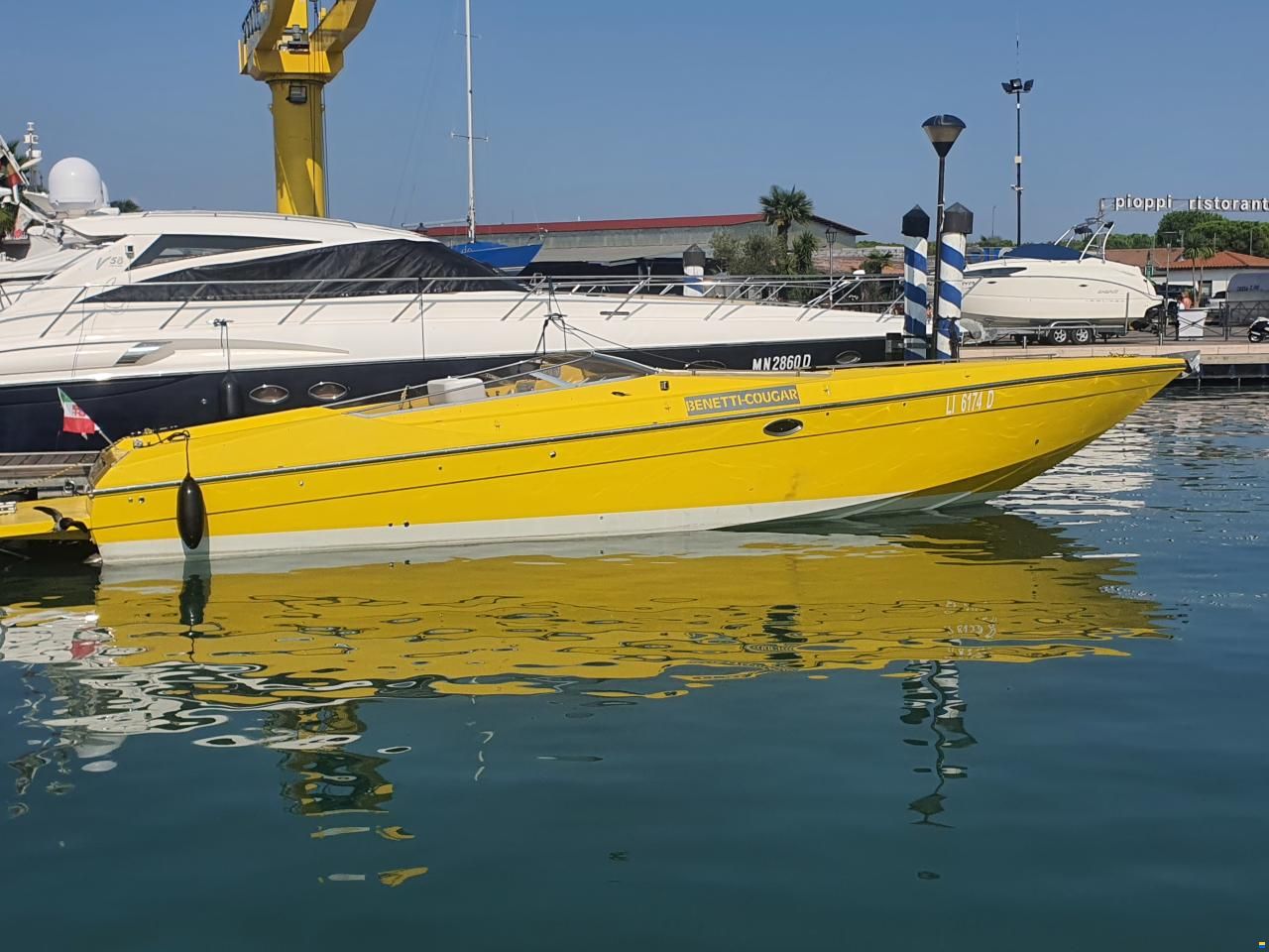 Benetti Couger 40