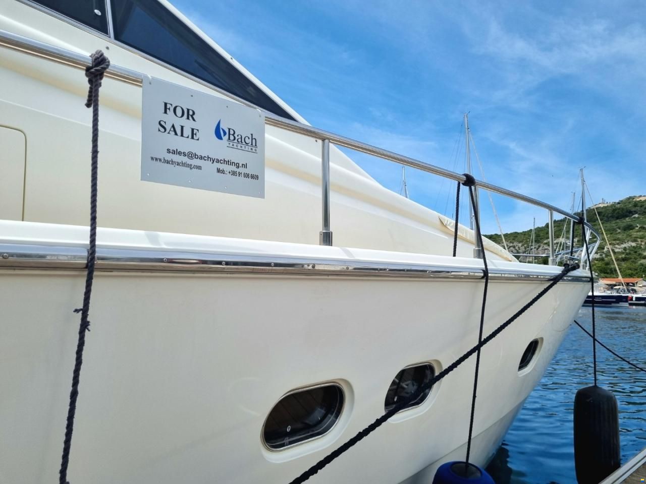 Ferretti 68