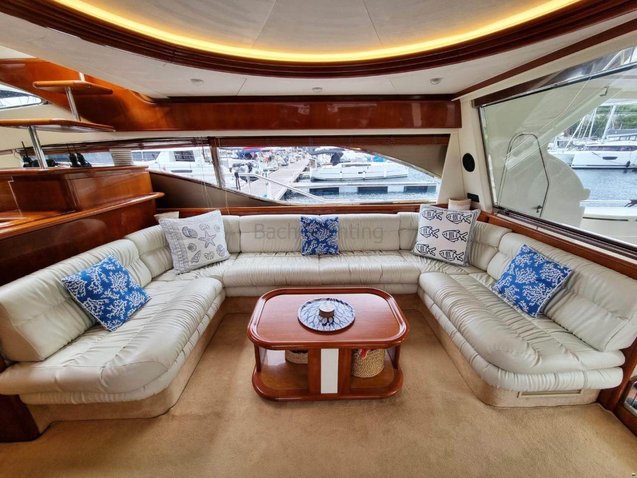 Ferretti 68