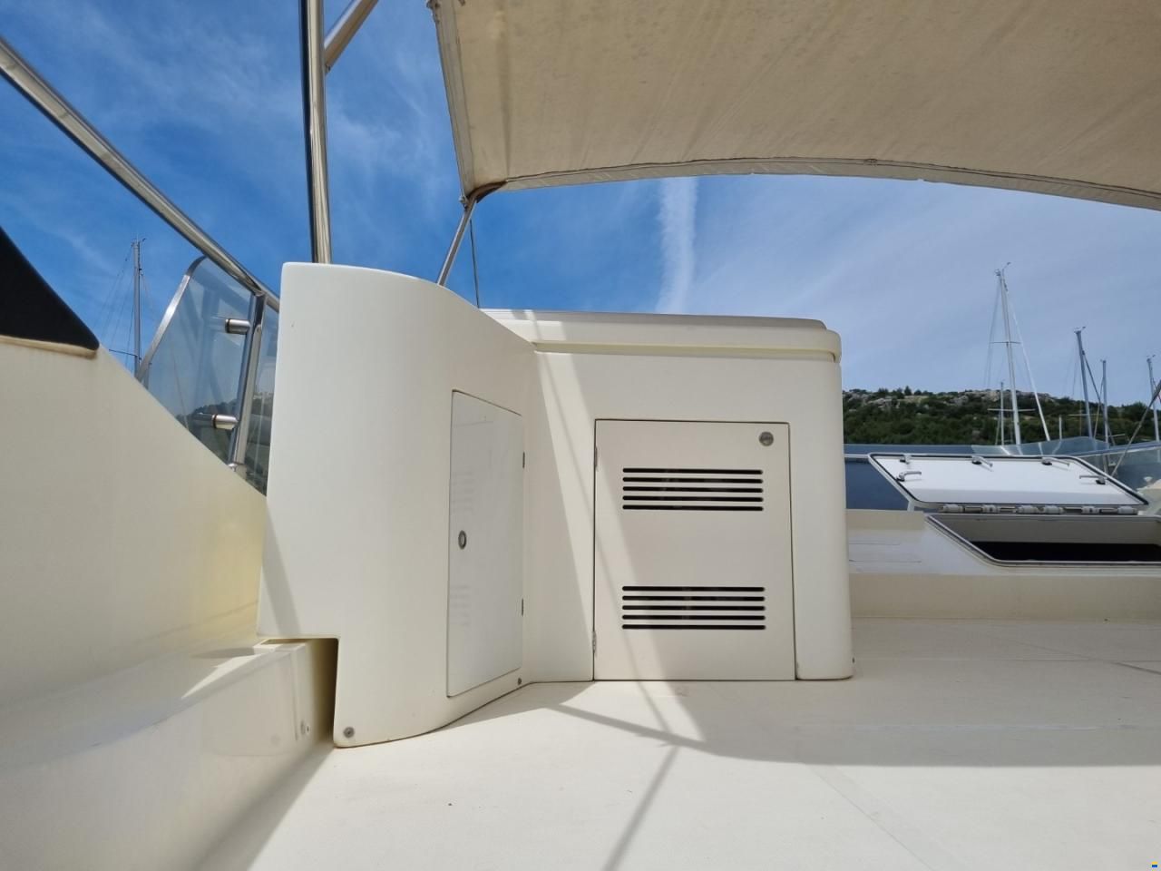 Ferretti 68