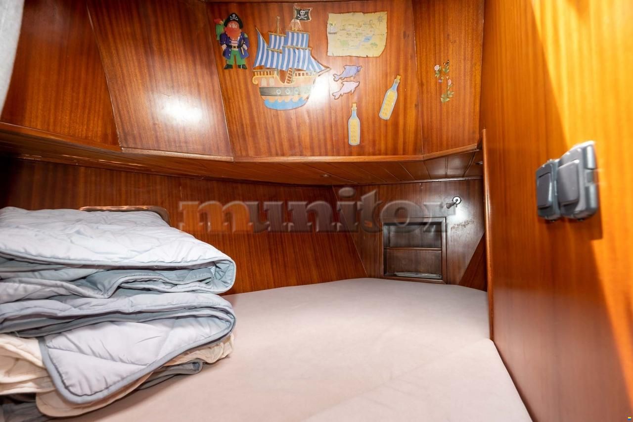 Trawler Custom Built TRAWLER - Custom Bu