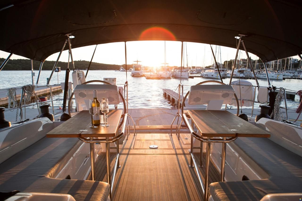 Hanse 508