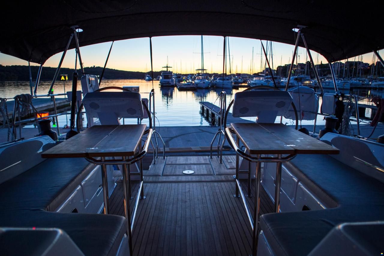 Hanse 508