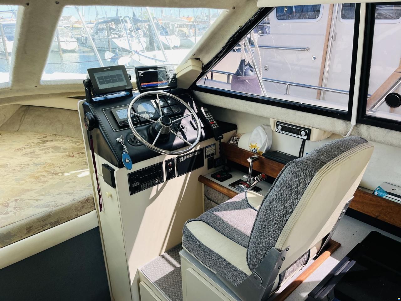 Bayliner 2858 Fly