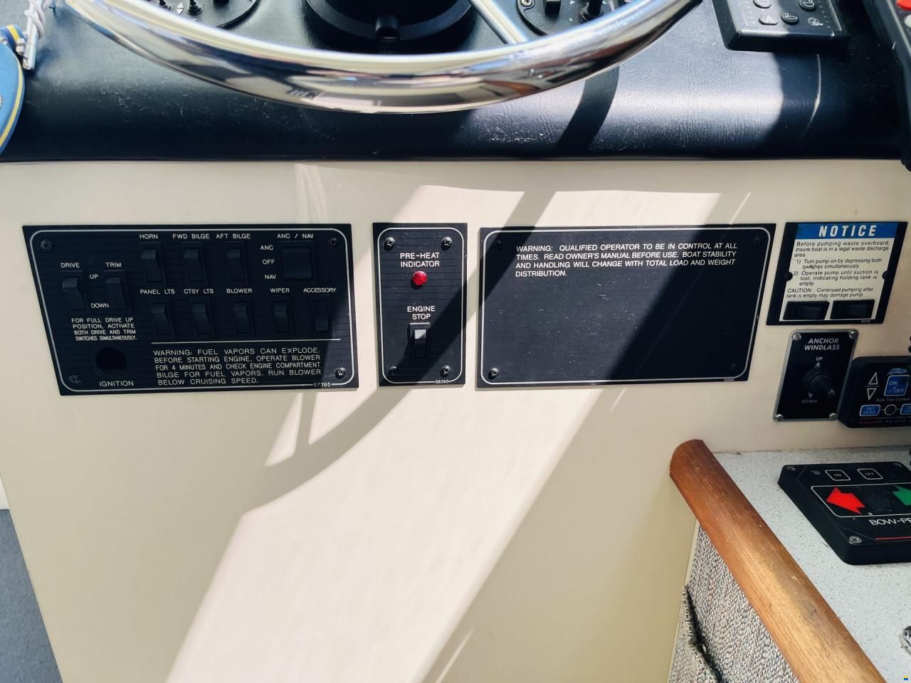 Bayliner 2858 Fly