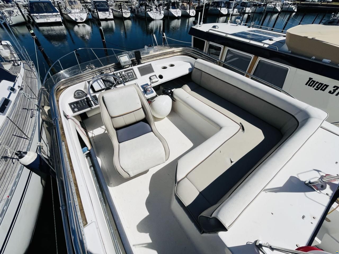 Bayliner 2858 Fly