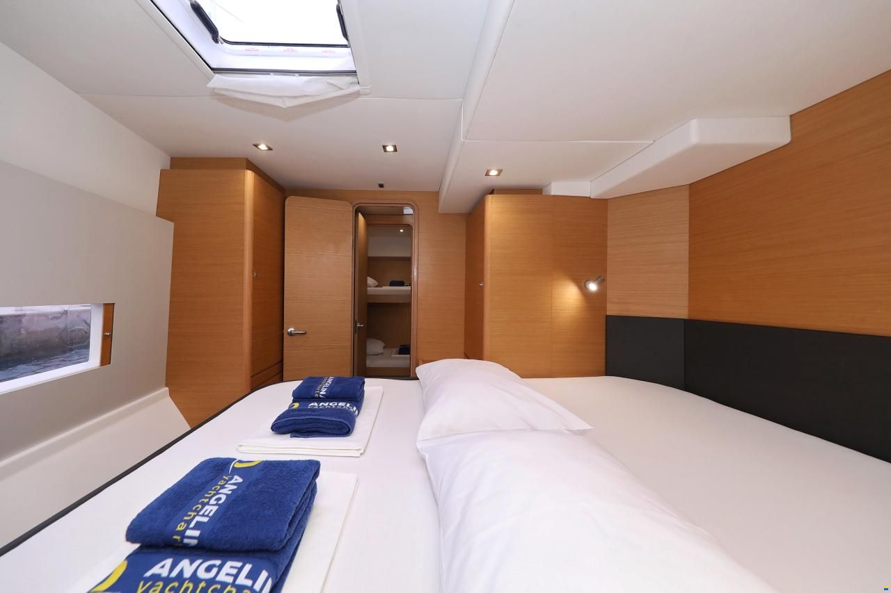 Dufour Catamarans 48