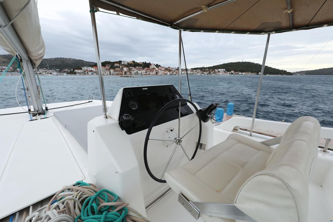 Dufour Catamarans 48