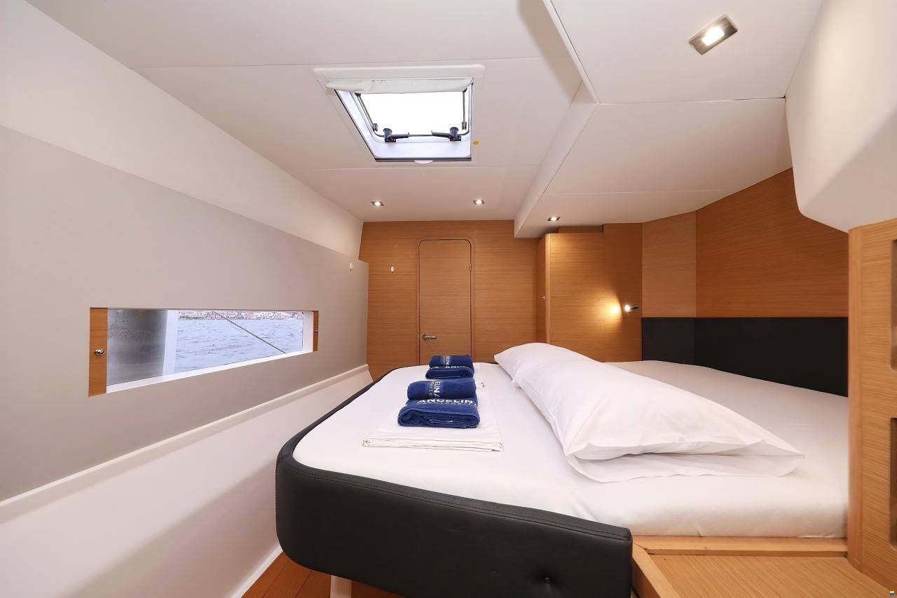Dufour Catamarans 48