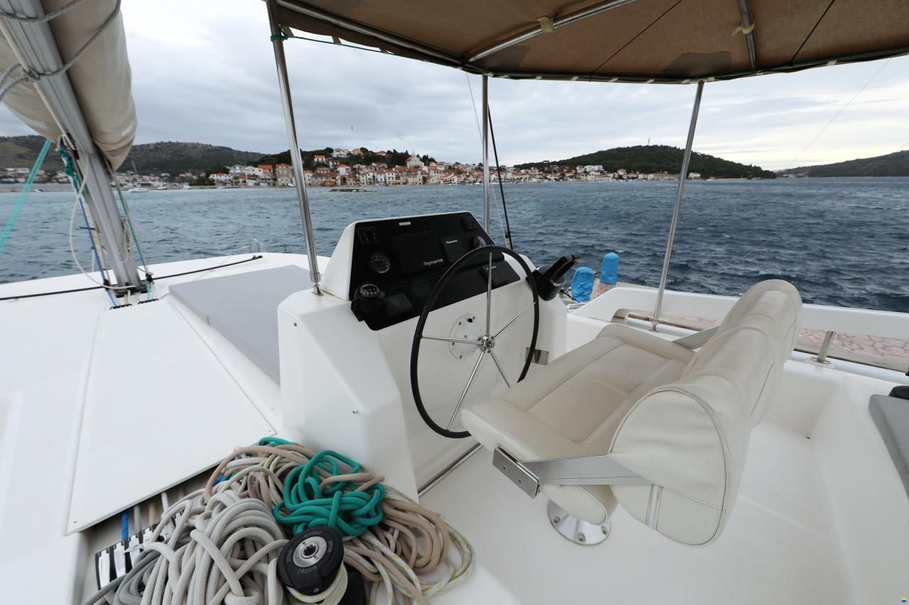 Dufour Catamarans 48
