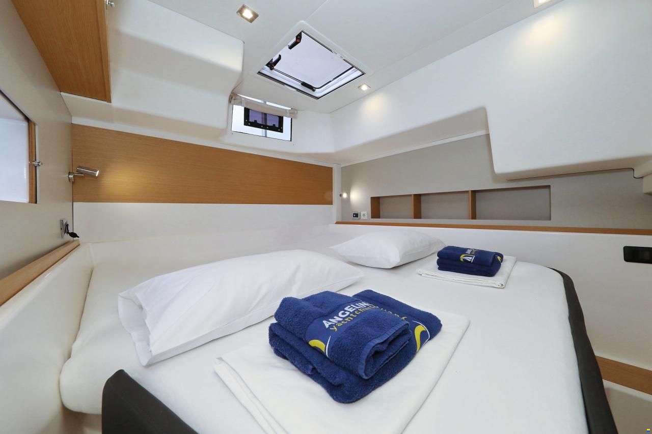 Dufour Catamarans 48