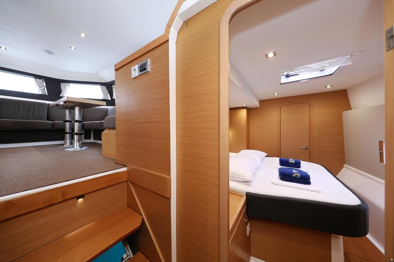 Dufour Catamarans 48