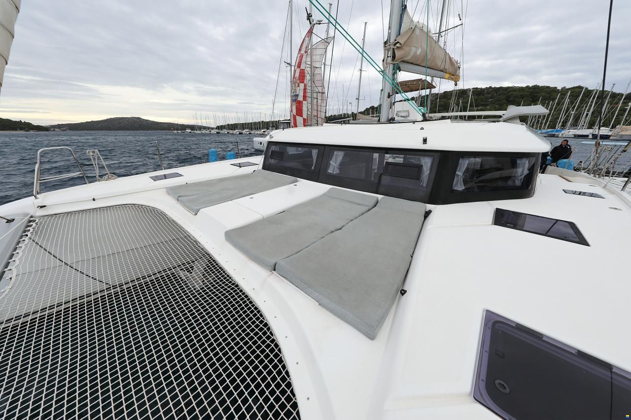 Dufour Catamarans 48