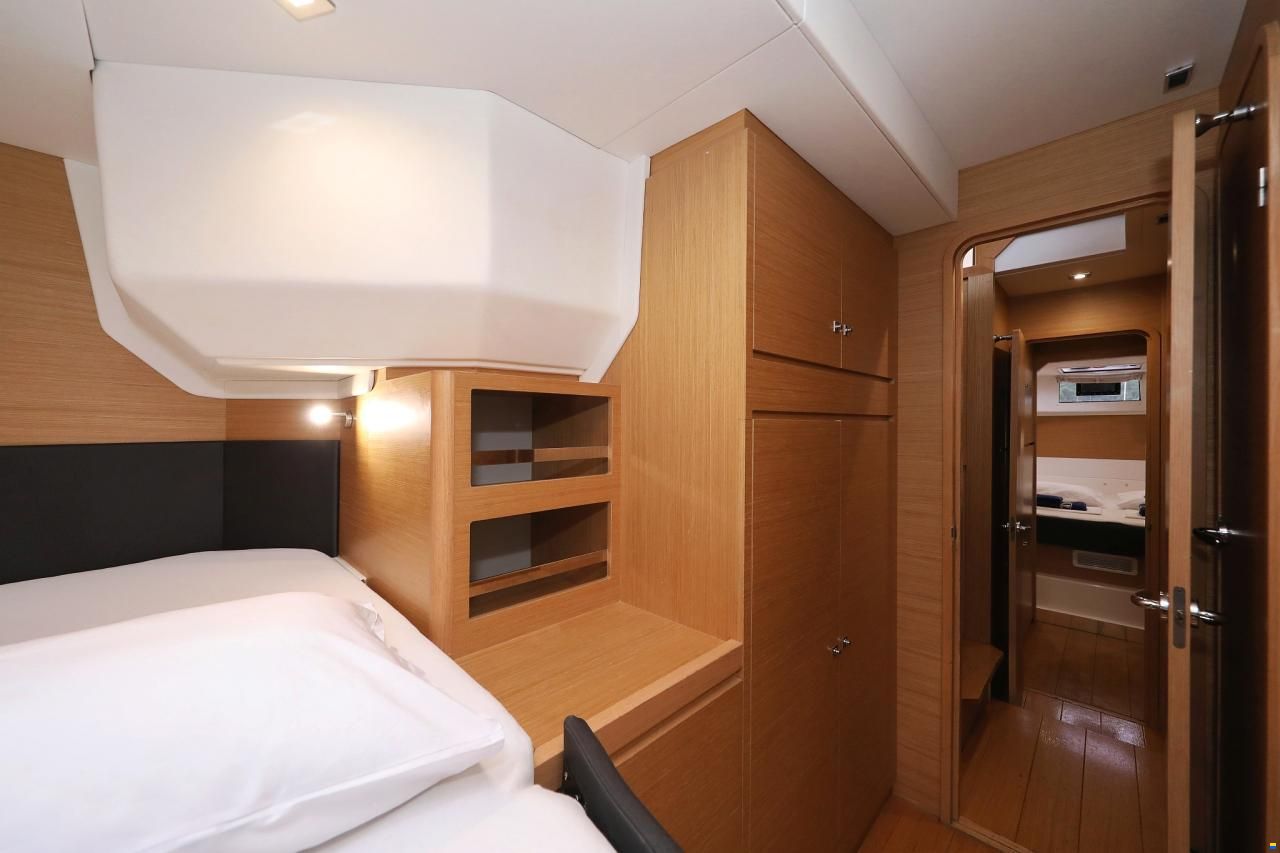 Dufour Catamarans 48