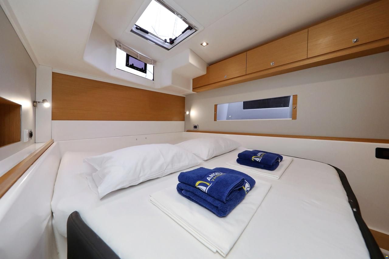 Dufour Catamarans 48