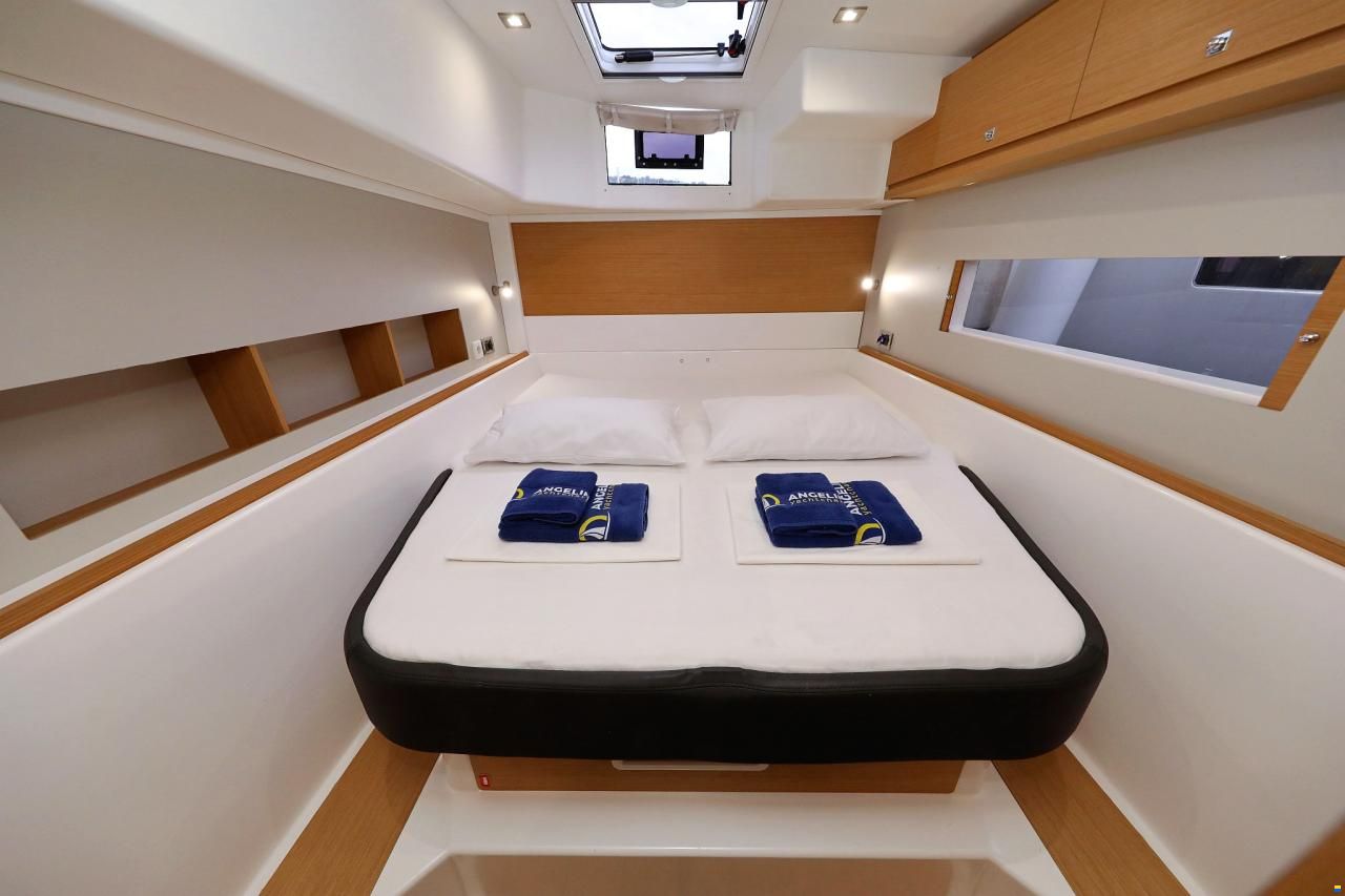 Dufour Catamarans 48